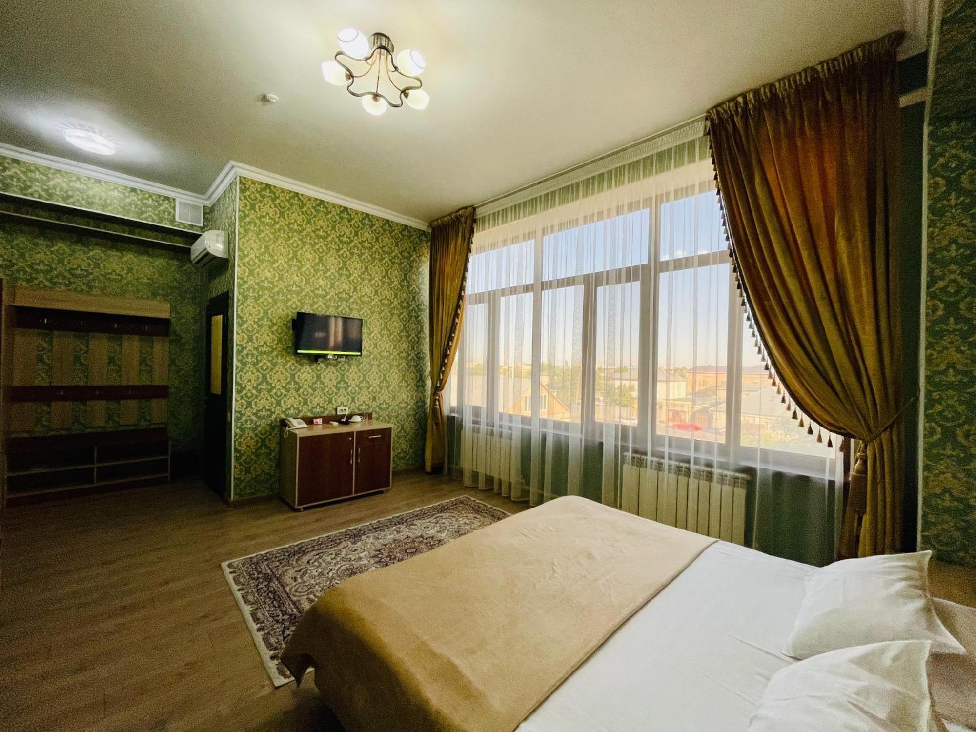 Dostyk Hotel Kizilorda Kültér fotó