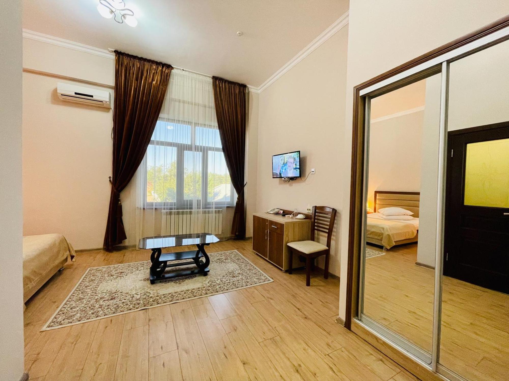 Dostyk Hotel Kizilorda Kültér fotó