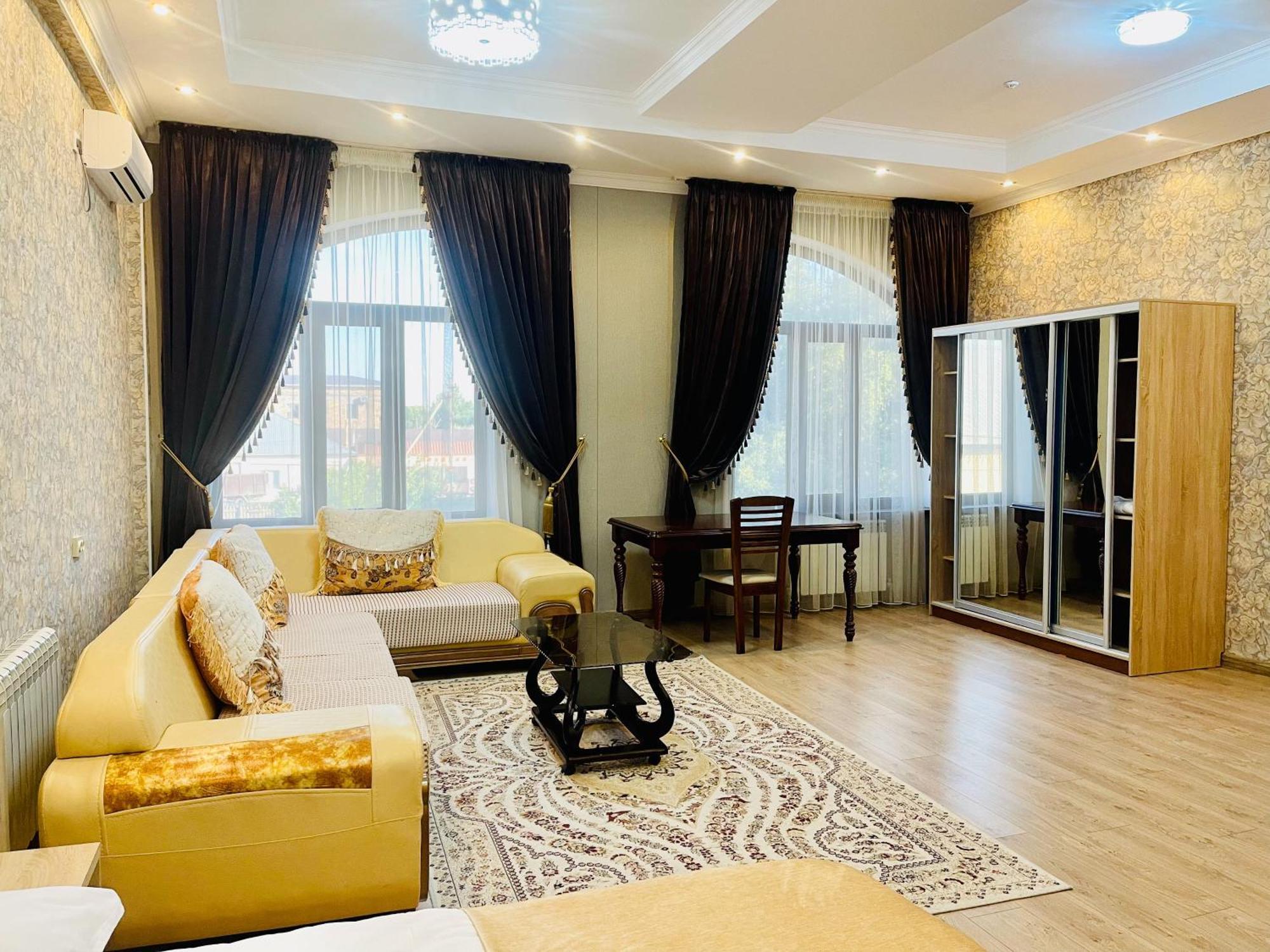 Dostyk Hotel Kizilorda Kültér fotó