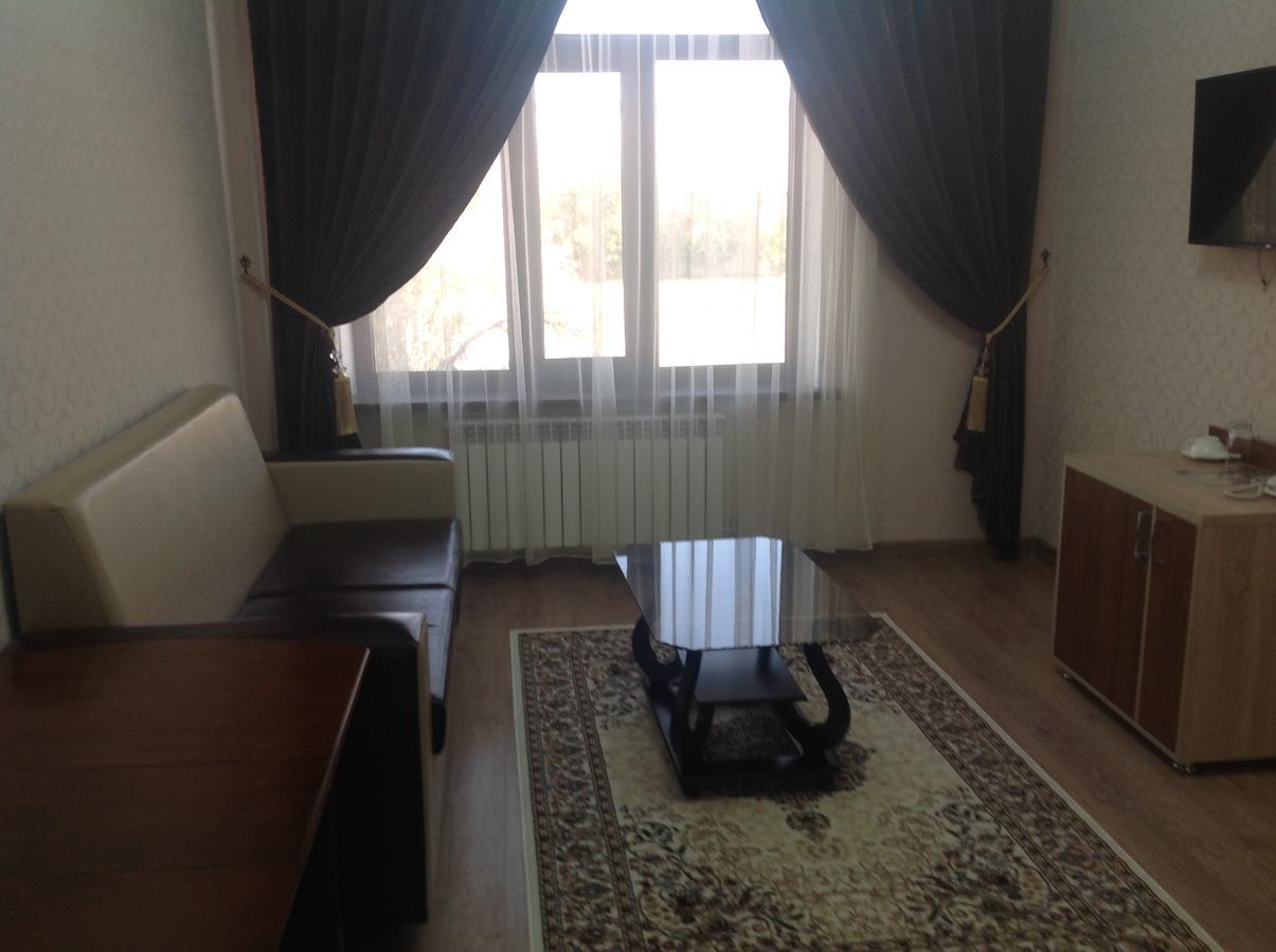 Dostyk Hotel Kizilorda Kültér fotó