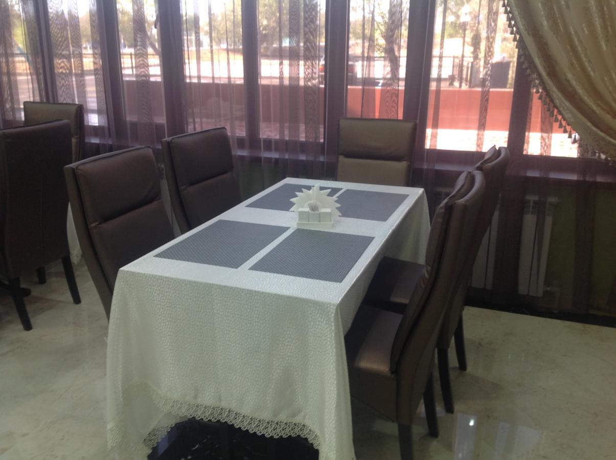 Dostyk Hotel Kizilorda Kültér fotó